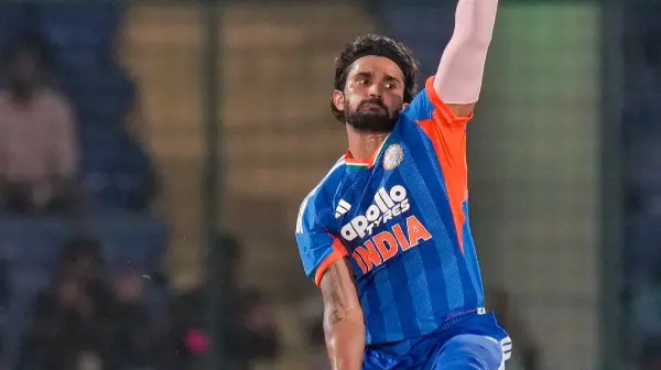 विप्रज निगम की टीम इंडिया में एंट्री, संशोधित टीम का ऐलान