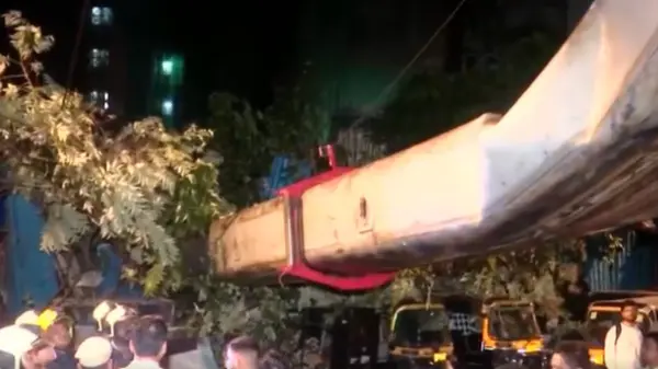 10 से ज्यादा लोग घायल