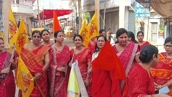 अग्रसेन जयंती पर बलौदा बाजार में निकली भव्य प्रभात फेरी