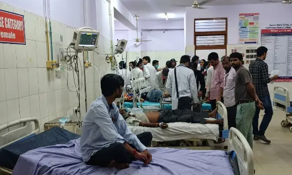 गंभीर मरीजों का अस्पतालों में इलाज जारी